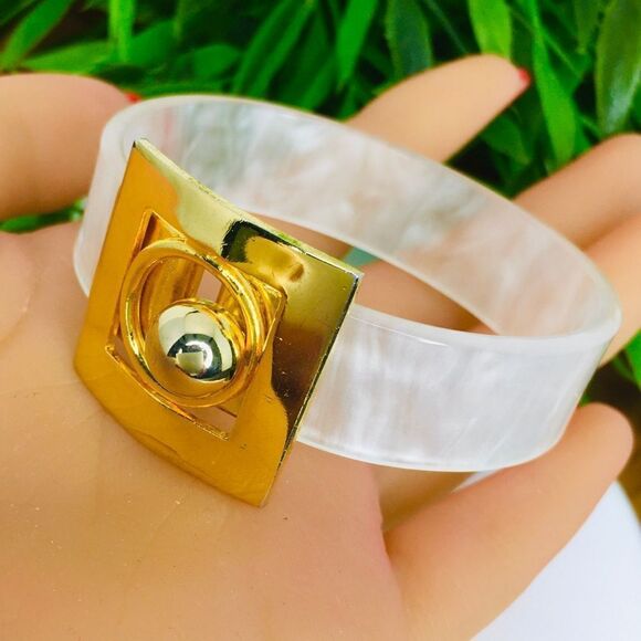 EXCEPTIONAL Gold Marabled Translucent Resin Belt Bracelet 4439 - Picture 1 of 6